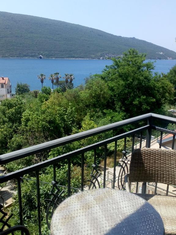 Jedro Apartmani ヘルツェグ・ノヴィ エクステリア 写真